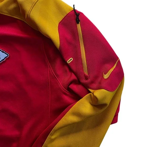 Nike Kansas City Chiefs Fly Speed Full Zip Performance Sideline Jacket - Picture 2 of 8